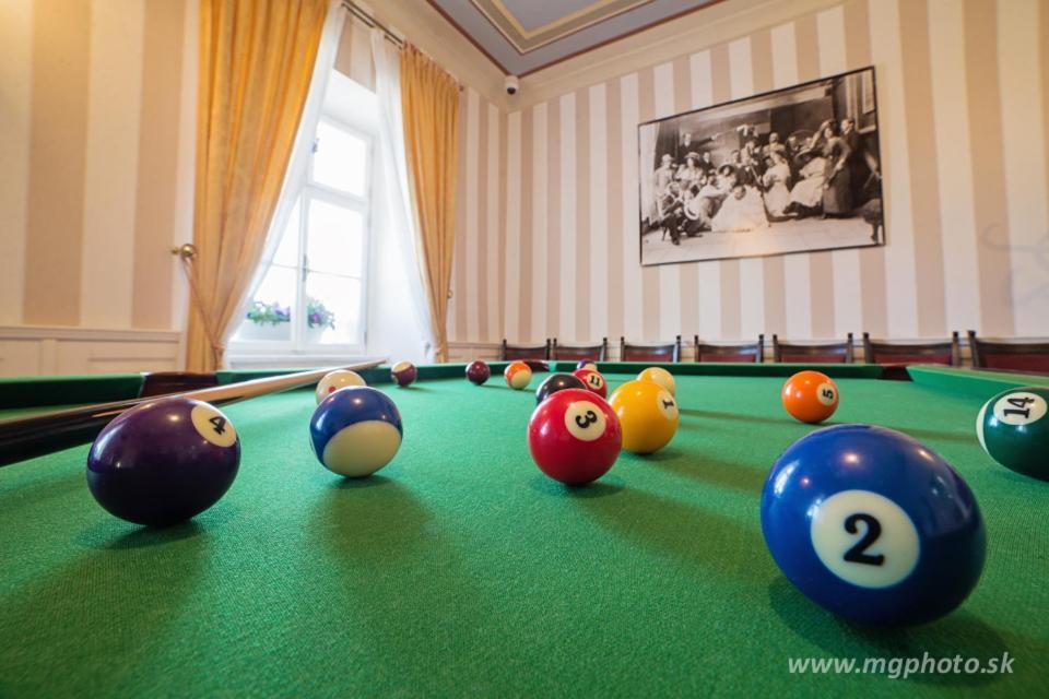 Aura Hotel Banska Stiavnica Exterior photo